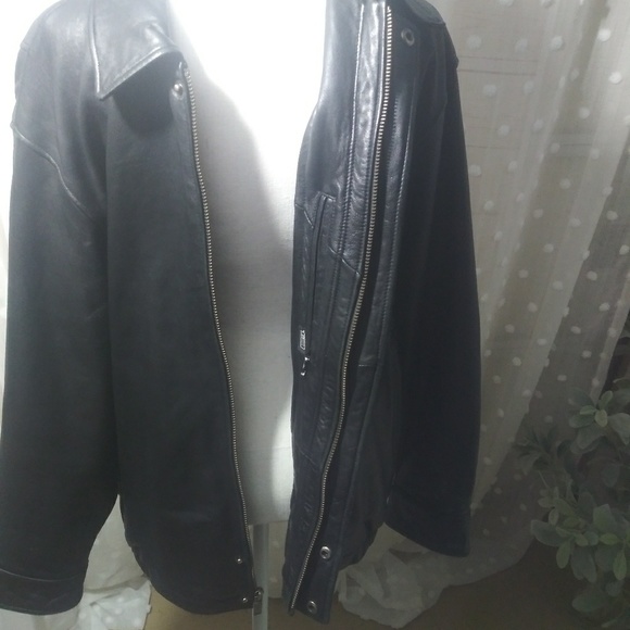 Weather proof jacket - Picture 4 of 5